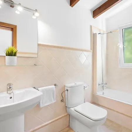Villa Con Piscina Privada E Internet Con Fibra *